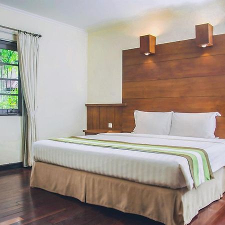 Whiz Prime Hotel Darmo Harapan Surabaja Zewnętrze zdjęcie