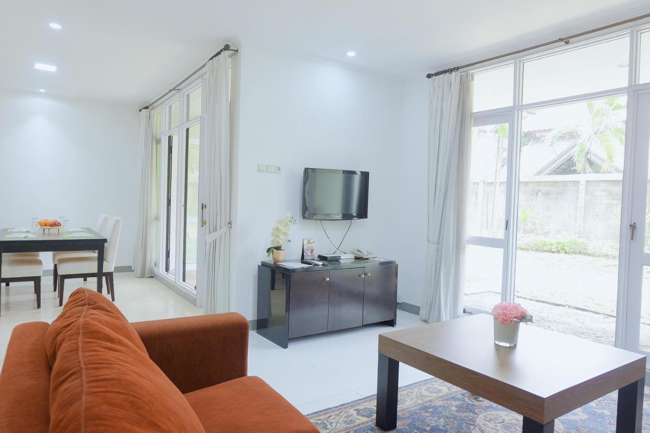 Whiz Prime Hotel Darmo Harapan Surabaja Zewnętrze zdjęcie
