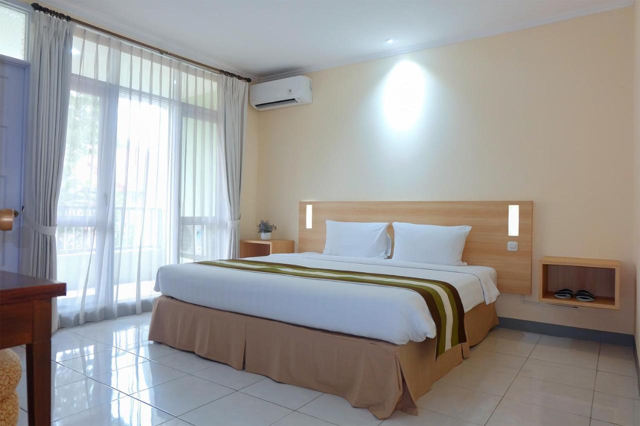Whiz Prime Hotel Darmo Harapan Surabaja Zewnętrze zdjęcie