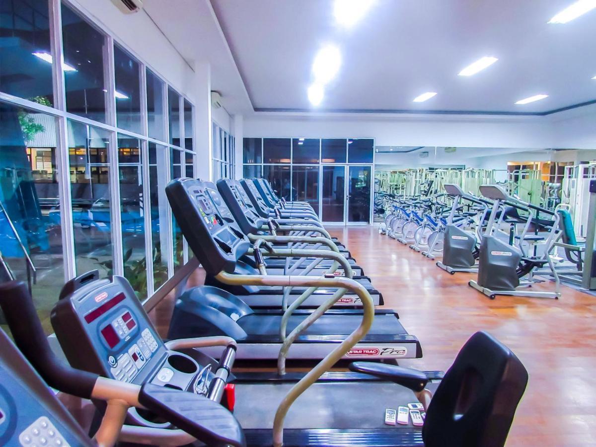 Whiz Prime Hotel Darmo Harapan Surabaja Zewnętrze zdjęcie